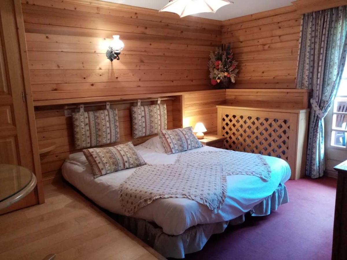 Hotel Les Sapins La Clusaz Esterno foto