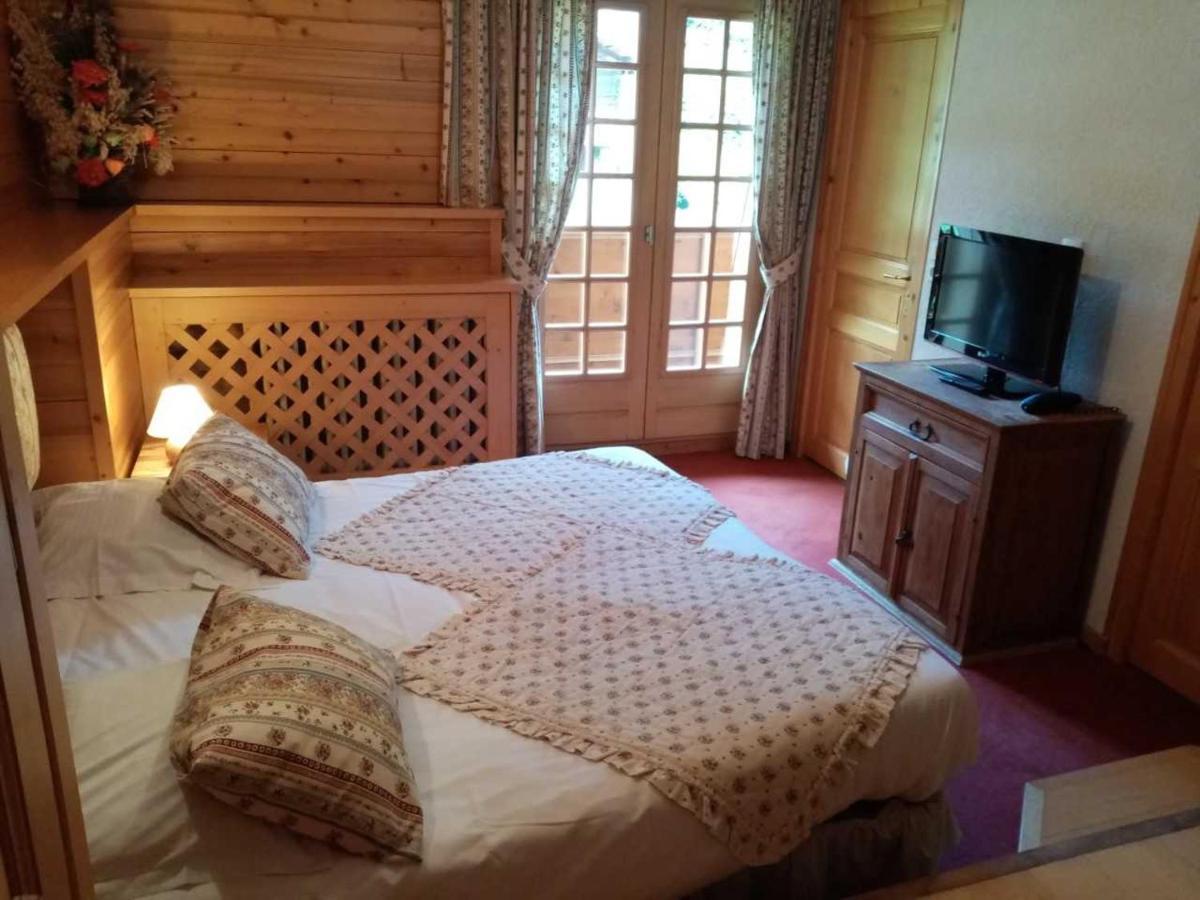 Hotel Les Sapins La Clusaz Esterno foto