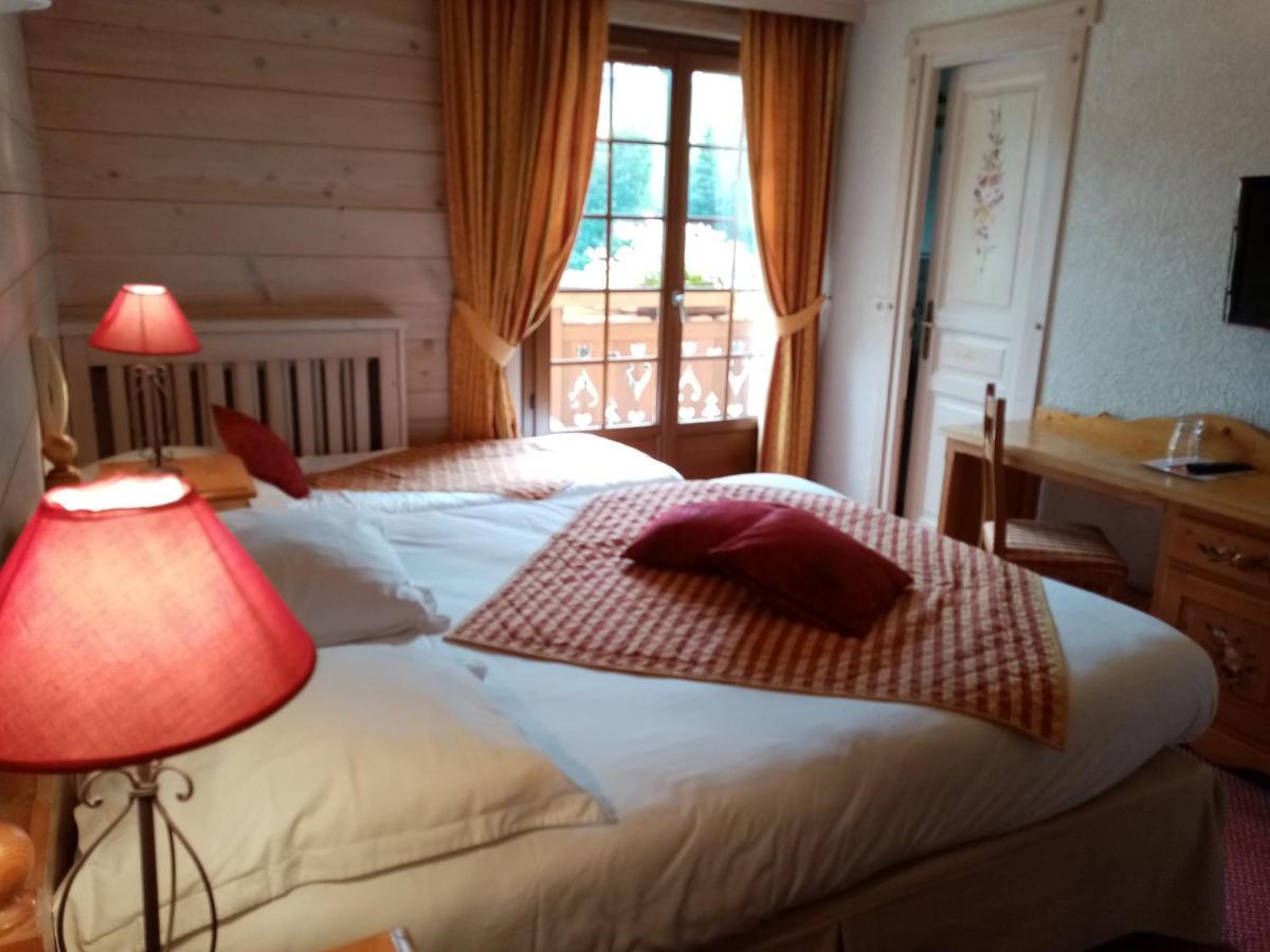 Hotel Les Sapins La Clusaz Esterno foto