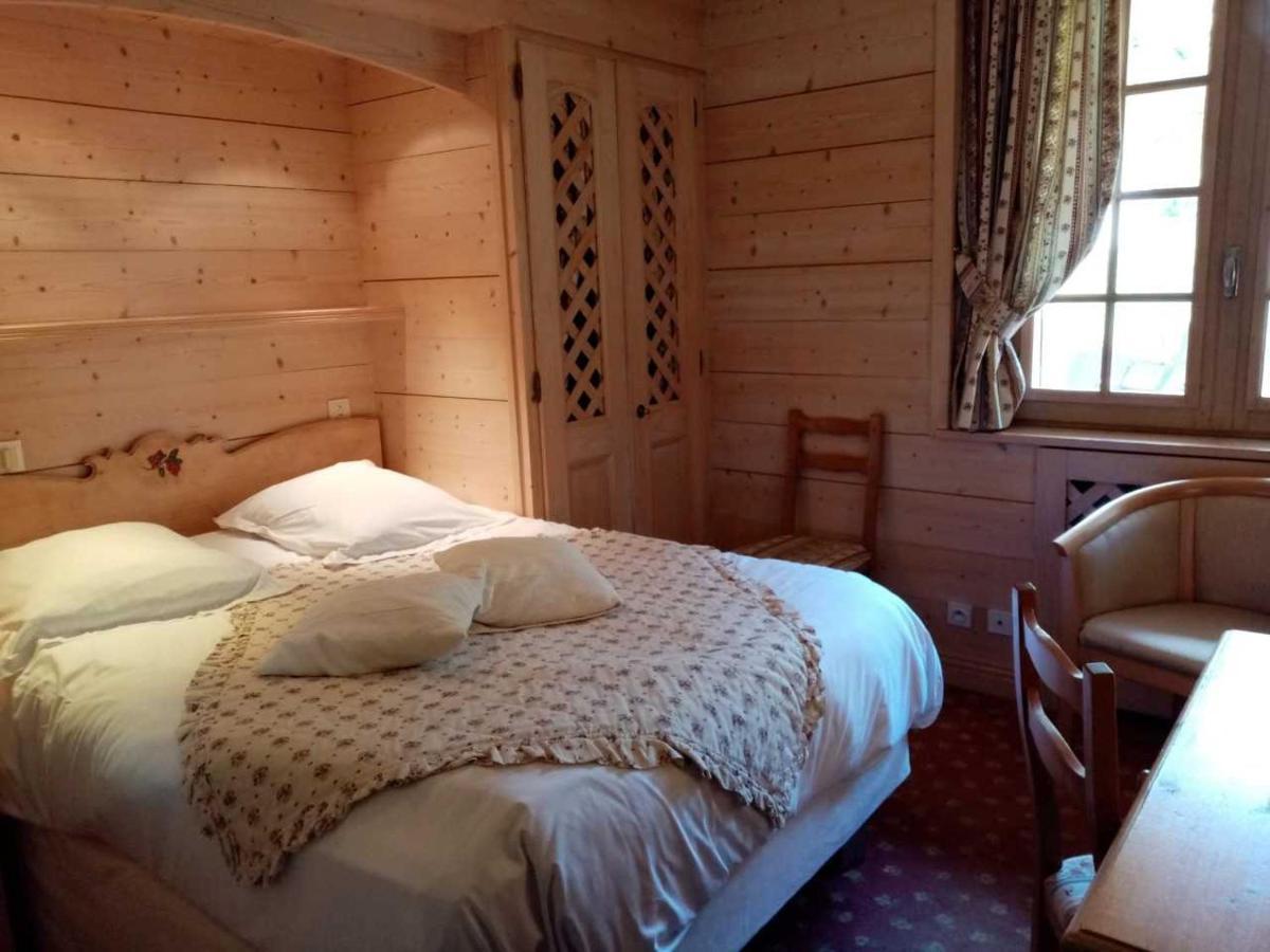 Hotel Les Sapins La Clusaz Esterno foto