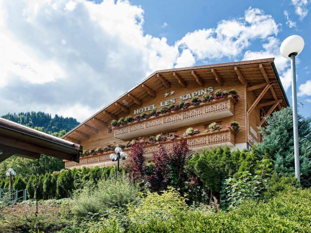 Hotel Les Sapins La Clusaz Esterno foto